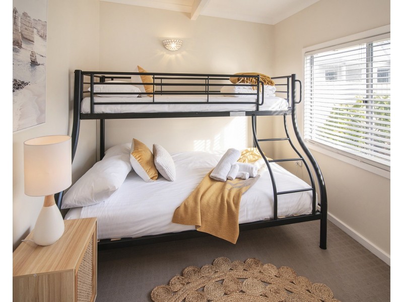 85 Fairbairn Road, Busselton WA 6280