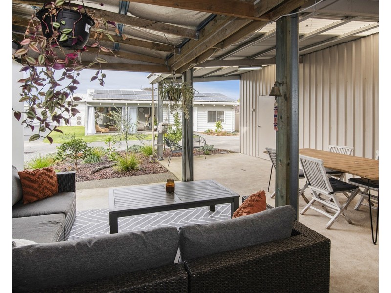 85 Fairbairn Road, Busselton WA 6280