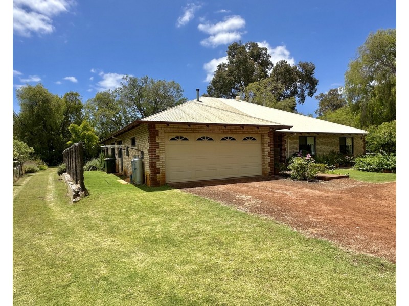 19 Klaehn Crescent, Yalyalup WA 6280
