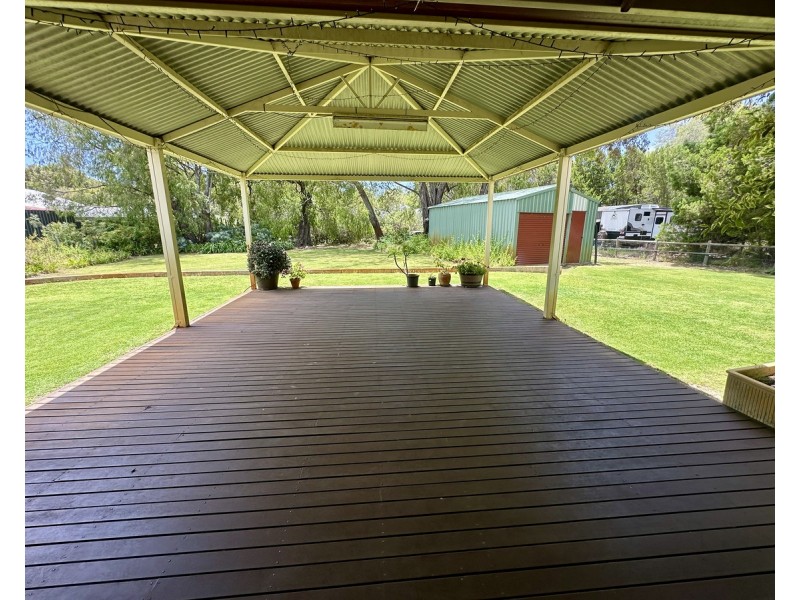 19 Klaehn Crescent, Yalyalup WA 6280