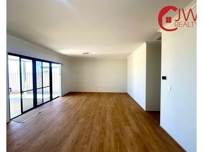 5 Genoa Road, Geographe WA 6280