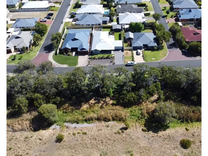 81 Broadwater Boulevard, Broadwater WA 6280