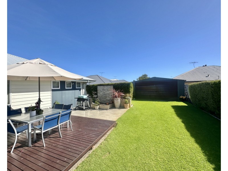 81 Broadwater Boulevard, Broadwater WA 6280