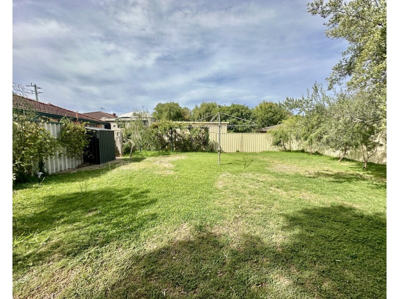 284 Marine Terrace, Geographe WA 6280