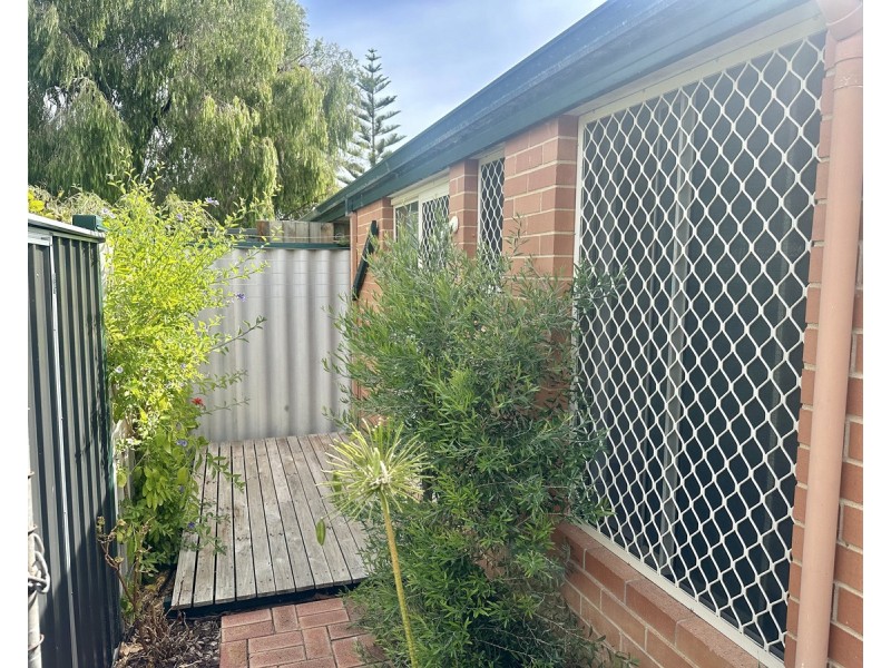 284 Marine Terrace, Geographe WA 6280