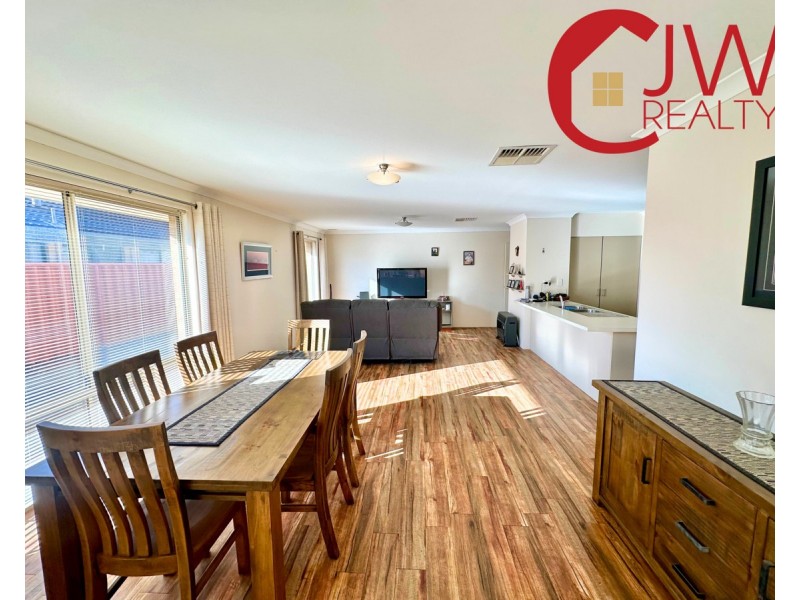 60 Gigondas Street, Yalyalup WA 6280