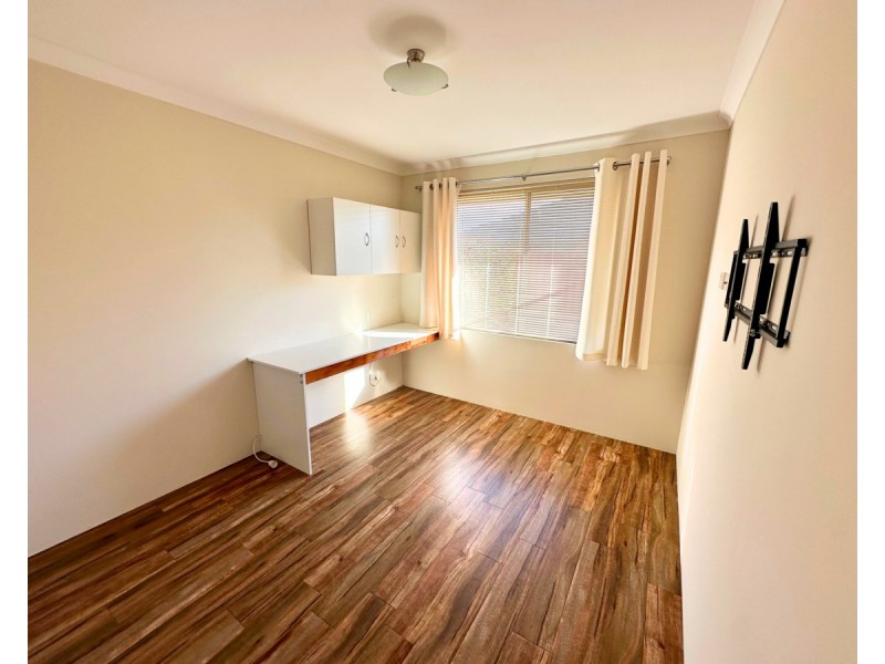 60 Gigondas Street, Yalyalup WA 6280