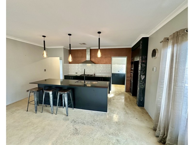 14 Oban Lane, Yalyalup WA 6280