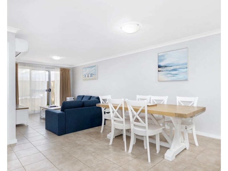 28/12 Little Colins Street, Broadwater WA 6280