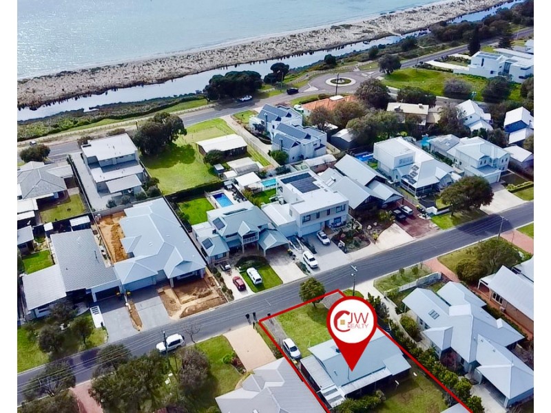 12 Marshall Street, Quindalup WA 6281