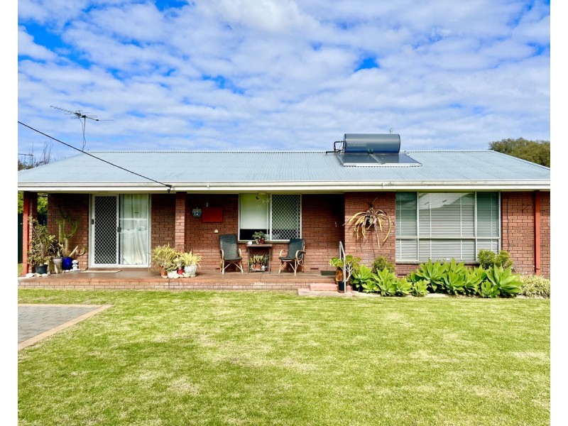 12 Marshall Street, Quindalup WA 6281