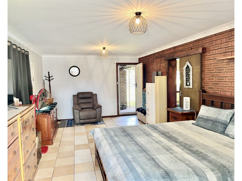 12 Marshall Street, Quindalup WA 6281