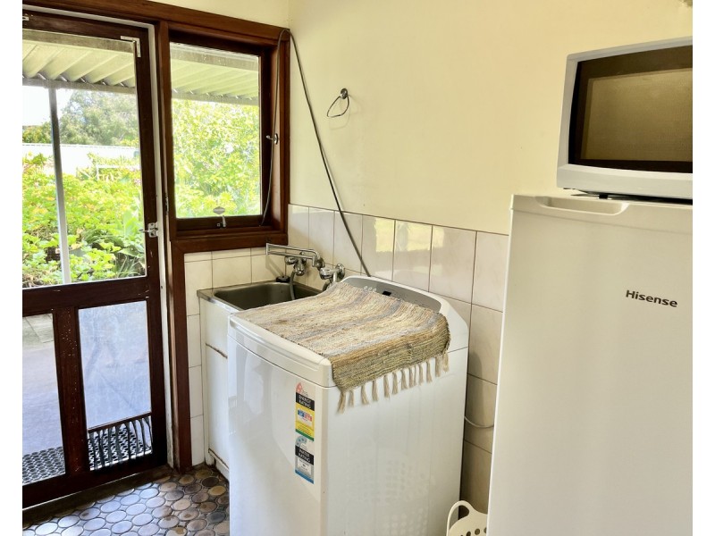 12 Marshall Street, Quindalup WA 6281