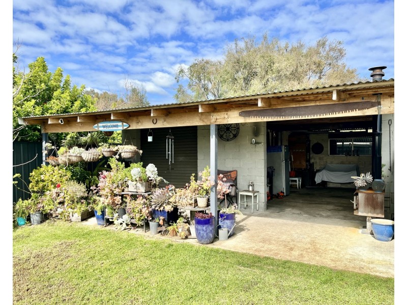 12 Marshall Street, Quindalup WA 6281