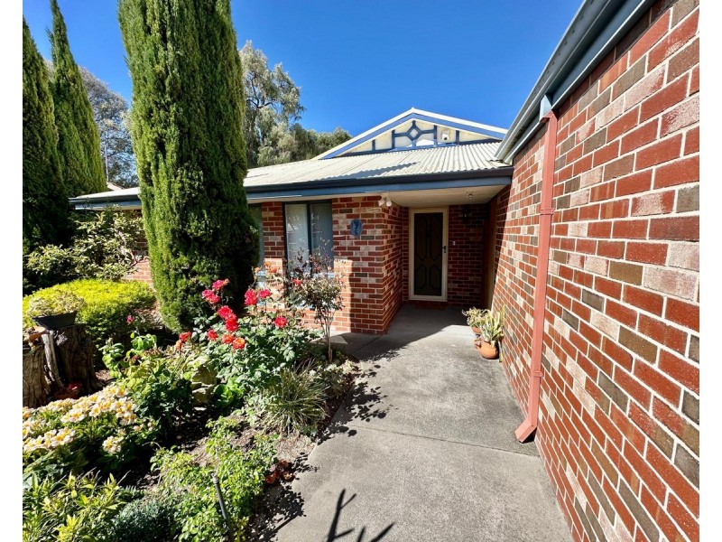 5 Silver Gull Court, Geographe WA 6280