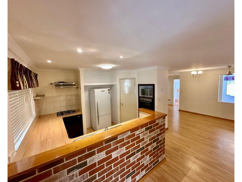 5 Silver Gull Court, Geographe WA 6280