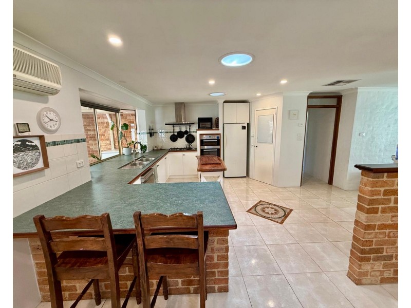 3 Querimba Glen, West Busselton WA 6280