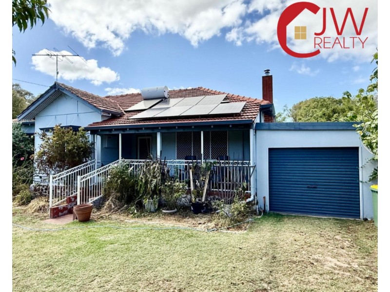 32 Fairbairn Road, Busselton WA 6280
