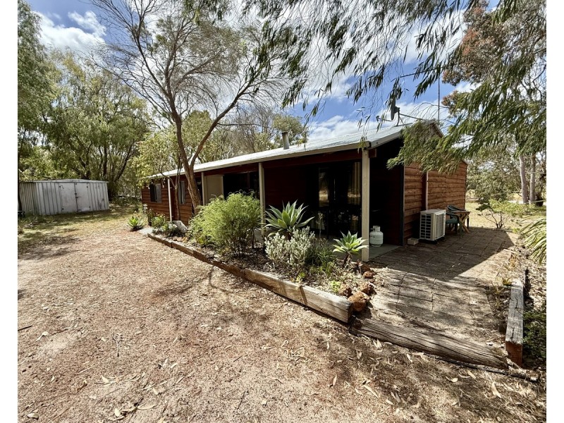 288 YELVERTON NORTH Road, Yelverton WA 6280