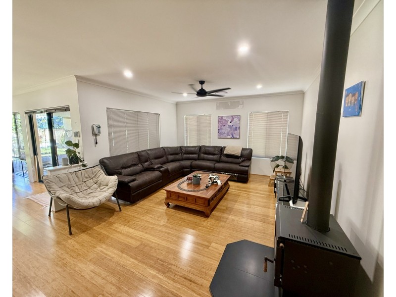 50 Marseilles Drive, Yalyalup WA 6280