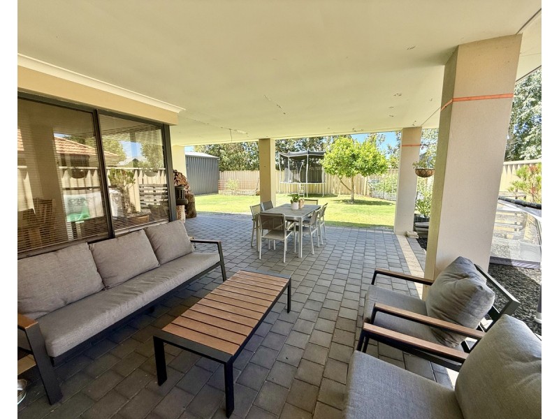 50 Marseilles Drive, Yalyalup WA 6280