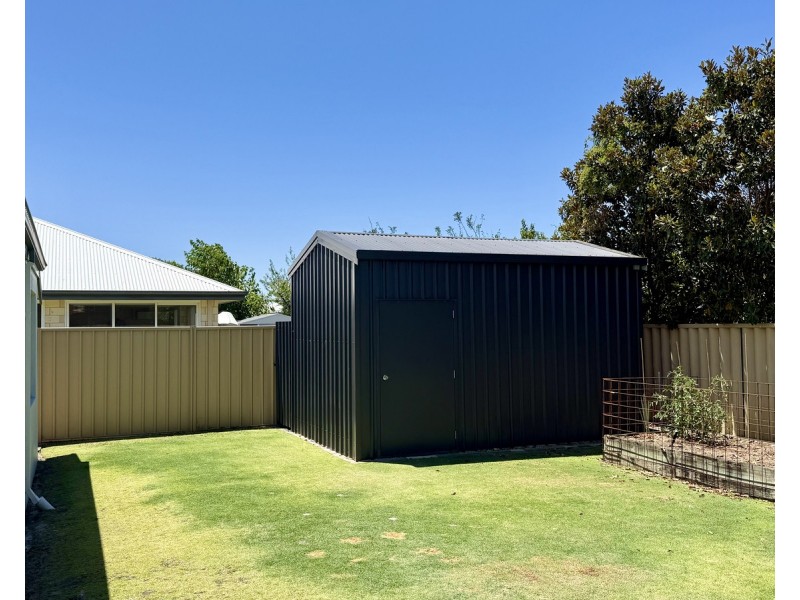 50 Marseilles Drive, Yalyalup WA 6280