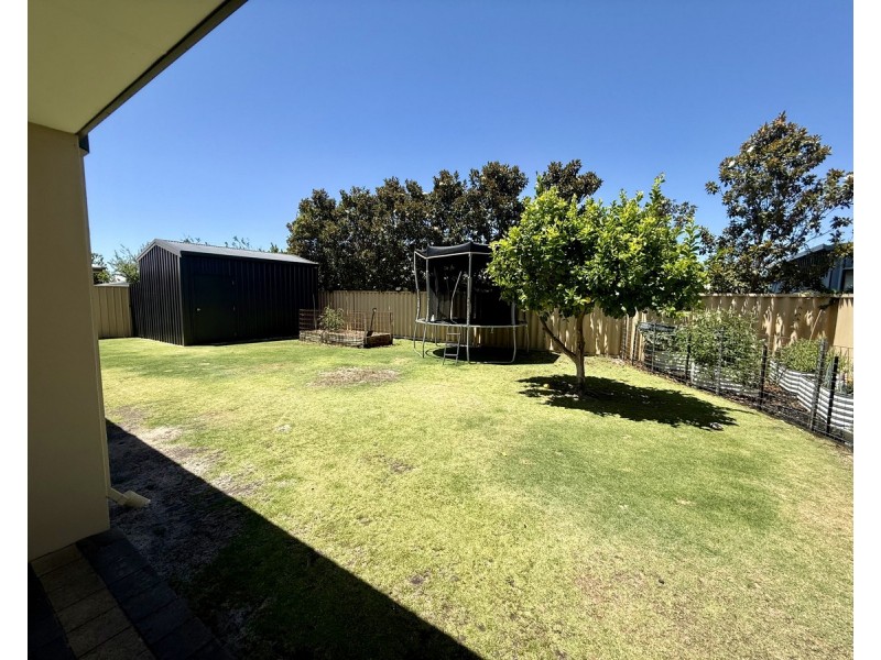 50 Marseilles Drive, Yalyalup WA 6280
