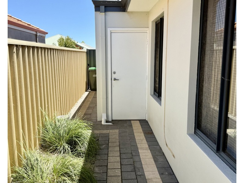 50 Marseilles Drive, Yalyalup WA 6280