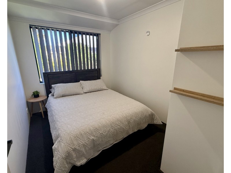 10 Castellar Pass, Yalyalup WA 6280