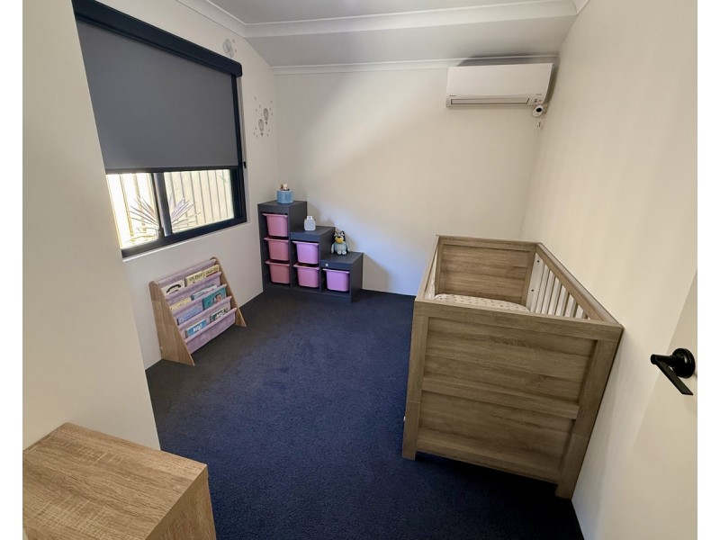 10 Castellar Pass, Yalyalup WA 6280