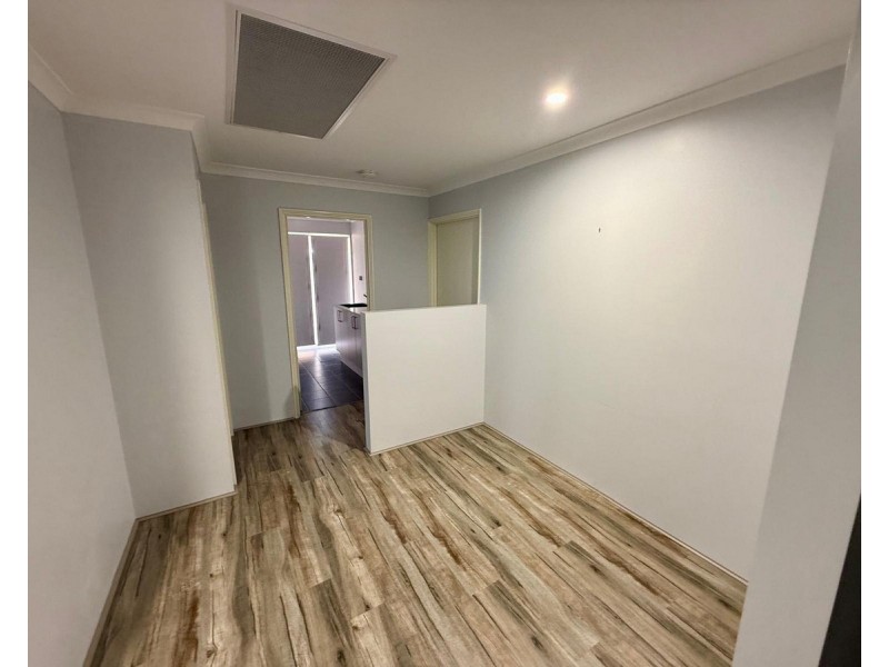 4 Henry Willmott Drive, Geographe WA 6280