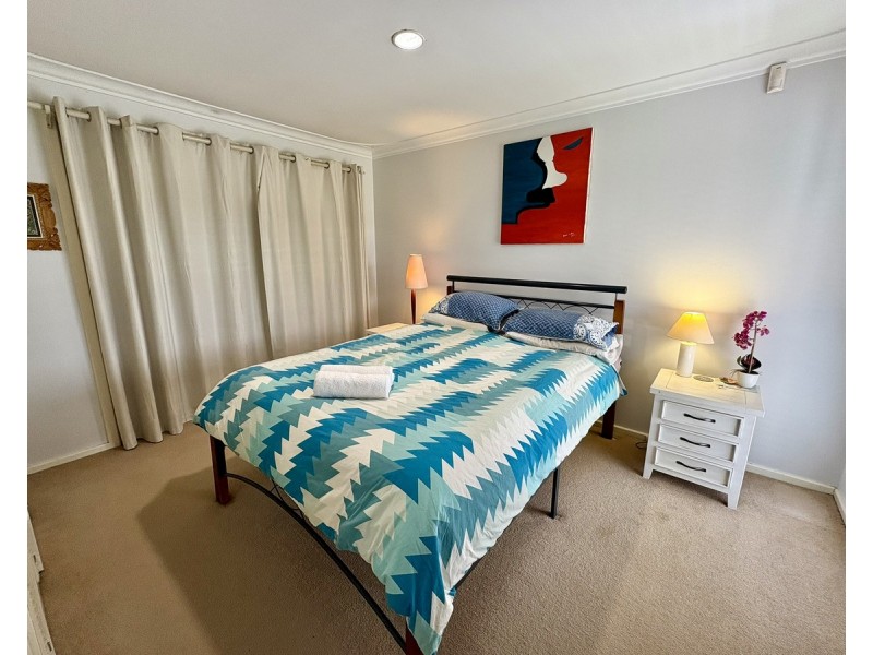 7 Phyllis Street, Broadwater WA 6280