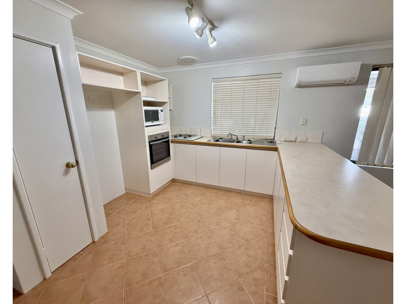 39 Silver Gull Court, Geographe WA 6280
