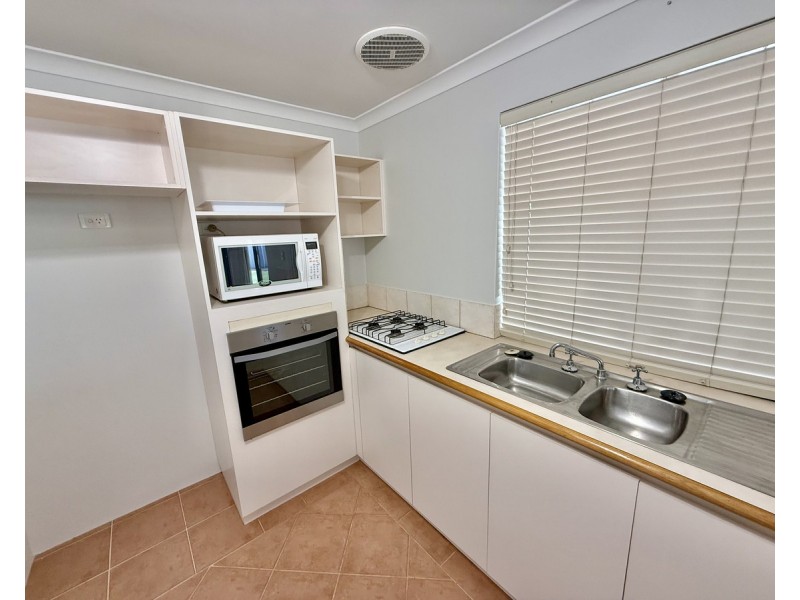 39 Silver Gull Court, Geographe WA 6280