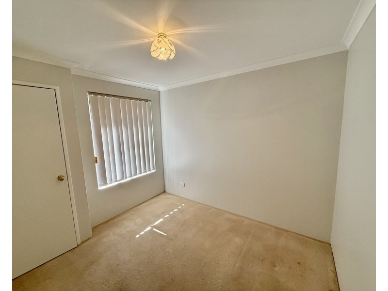 39 Silver Gull Court, Geographe WA 6280