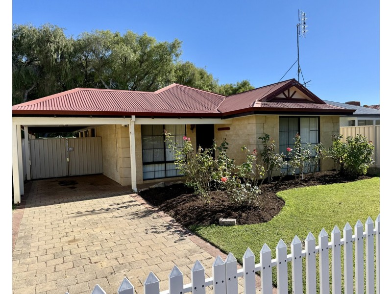 39 Silver Gull Court, Geographe WA 6280