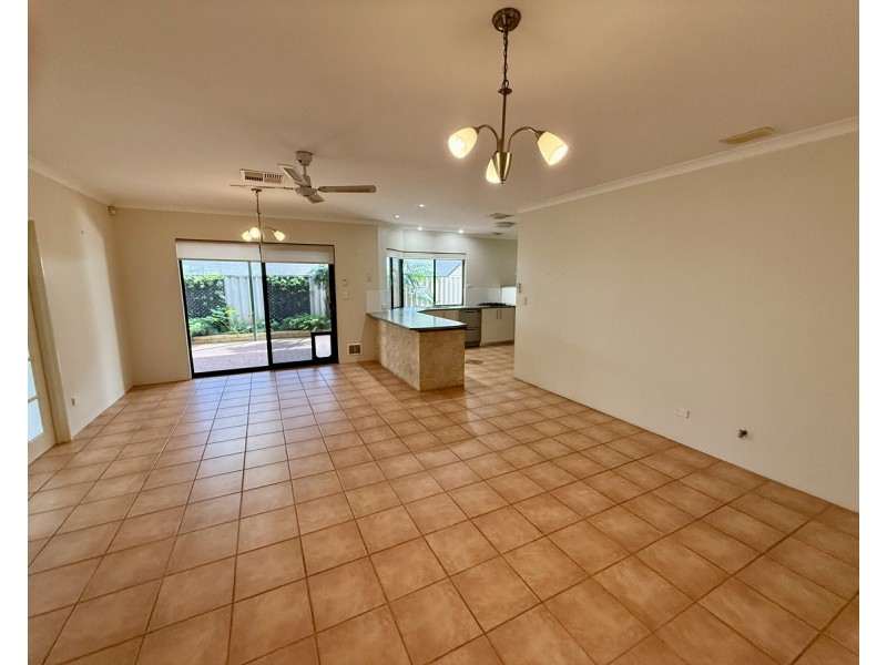 6 Shearwater Place, Geographe WA 6280