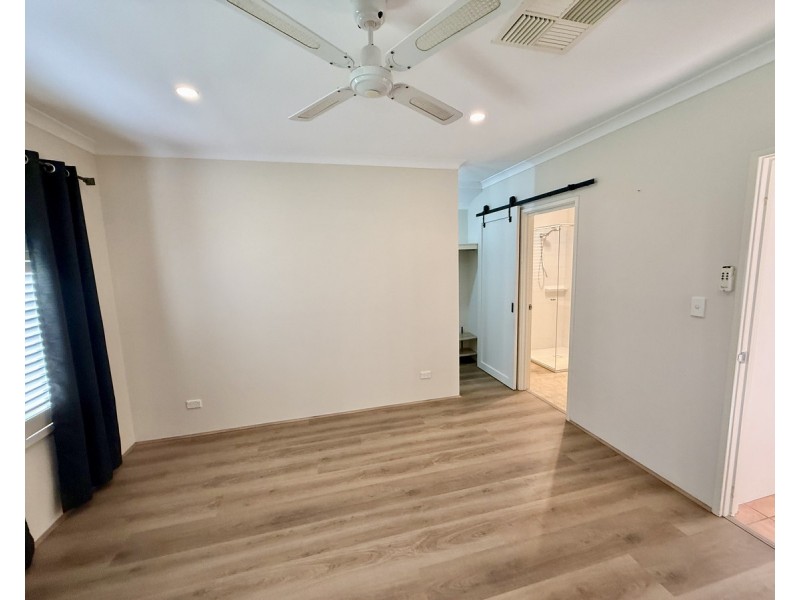 6 Shearwater Place, Geographe WA 6280