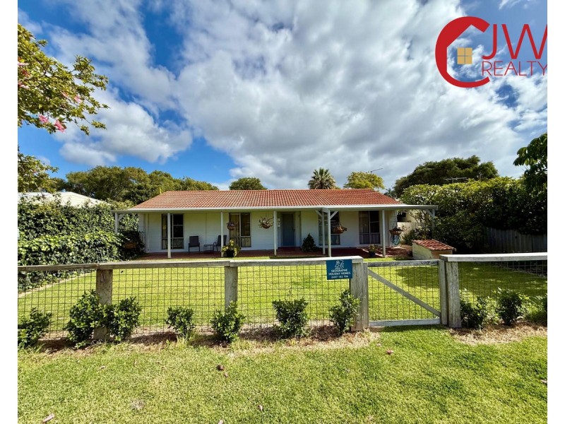 7 Roberts Road, Abbey WA 6280