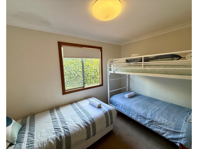 7 Roberts Road, Abbey WA 6280