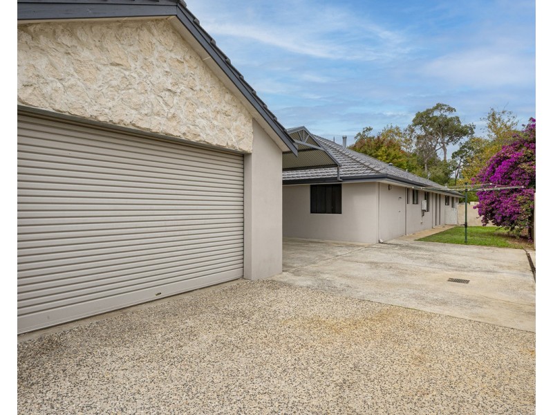 6 Pickmore Circus, West Busselton WA 6280