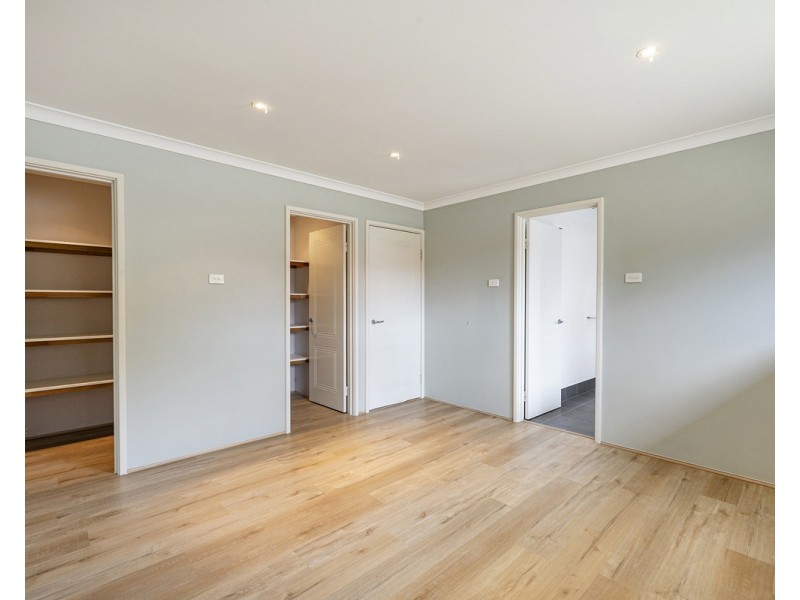 6 Pickmore Circus, West Busselton WA 6280