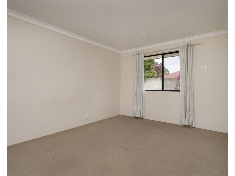 6 Pickmore Circus, West Busselton WA 6280
