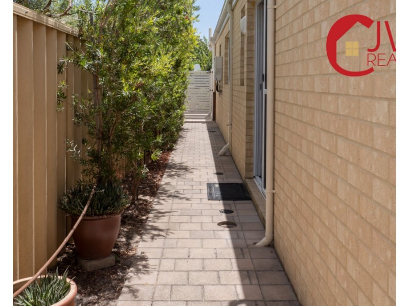 12 Bourke Way, Broadwater WA 6280