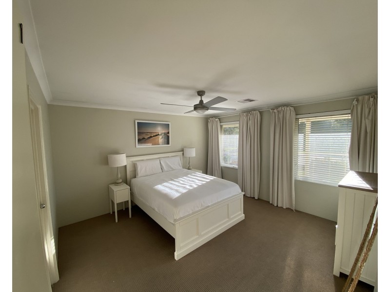 17 Edwinstone Close, Dalyellup WA 6230
