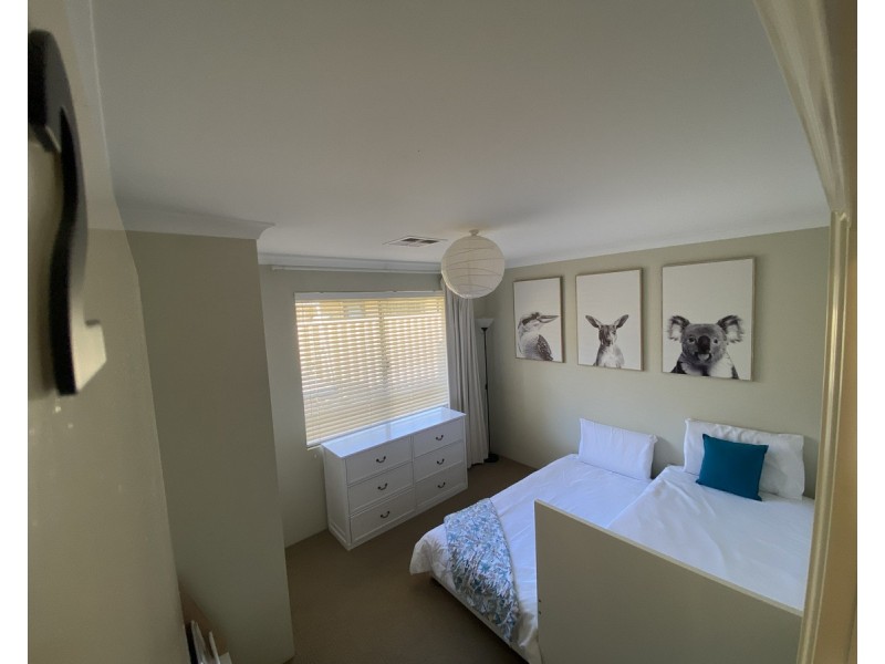 17 Edwinstone Close, Dalyellup WA 6230