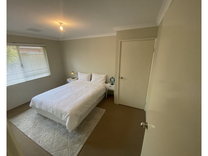 17 Edwinstone Close, Dalyellup WA 6230