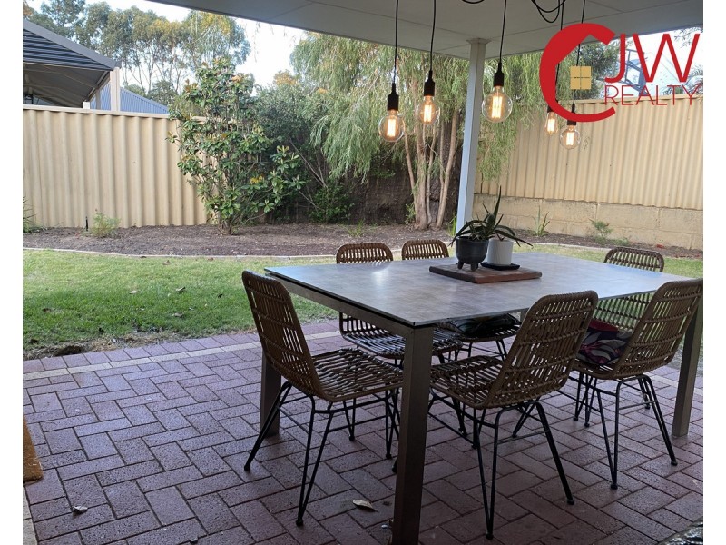 17 Edwinstone Close, Dalyellup WA 6230