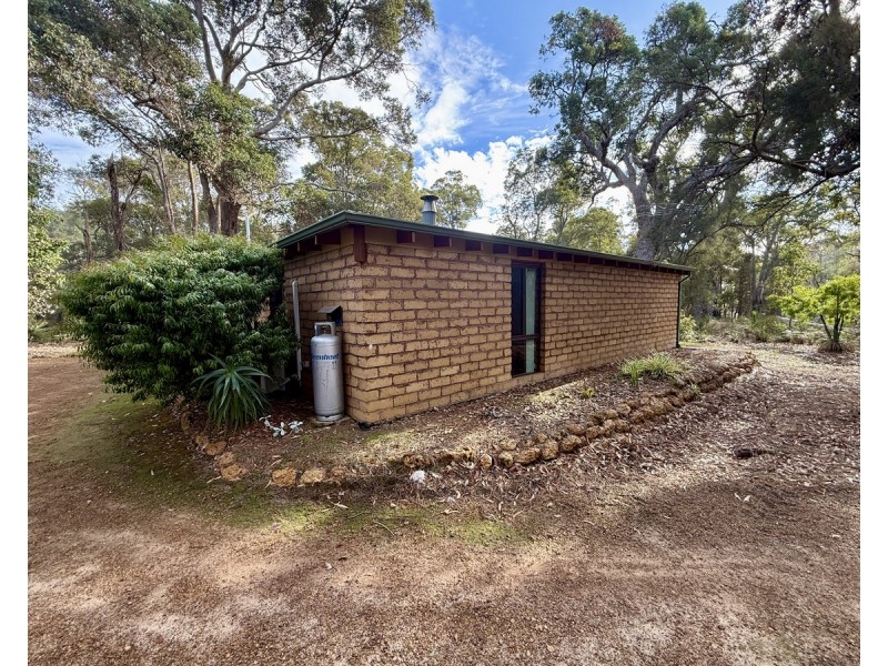 118 Roy  Road, Metricup WA 6280