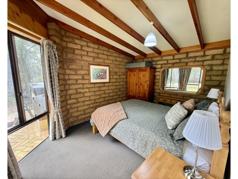 118 Roy  Road, Metricup WA 6280